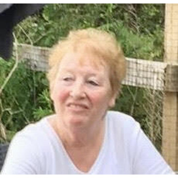 Photo of Shirley LUNDERGAN