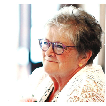 Photo of Yvonne BUTLER