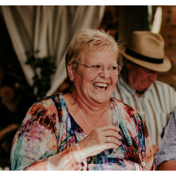 Photo of Christine LEE