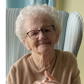 Photo of Cathy JONES