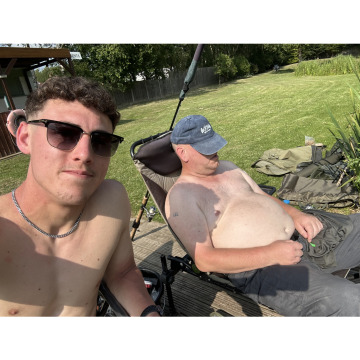 Notice Gallery for Lee WEBB