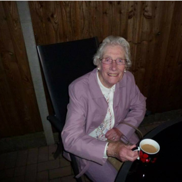 Photo of Dorothy WEST