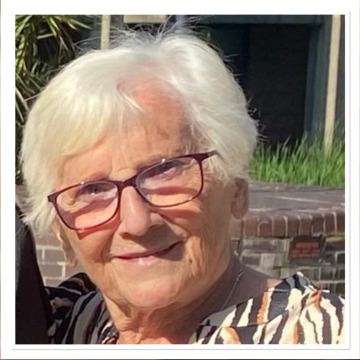 Photo of Muriel FINDLOW