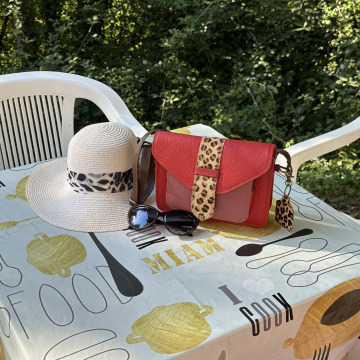 Notice Gallery for Lynne LAUGHLAND