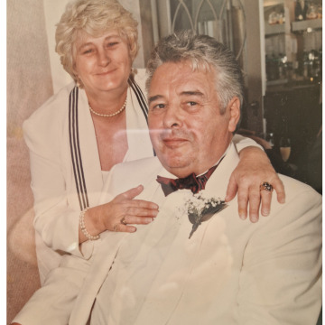 Notice Gallery for Irene LEWIS