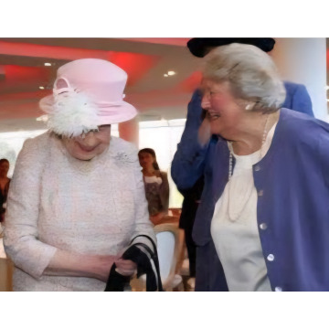 Notice Gallery for Patricia Routledge