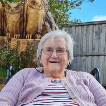 Notice Gallery for Glenys THOMAS