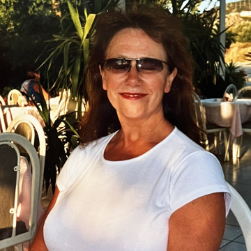 Photo of Susan Lesley HARRISON