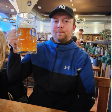 Photo of Scott DOUGLAS