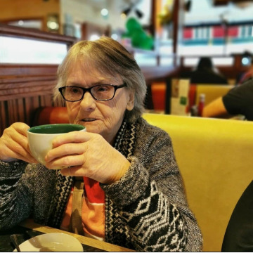 Photo of Lizzie LINDSAY