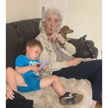 Notice Gallery for Clara KENDALL