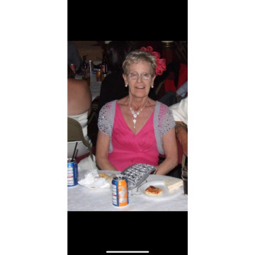 Photo of Sarah MAINS