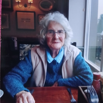 Photo of Morfydd Shân ROBERTS