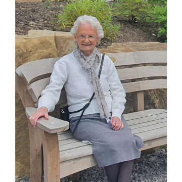 Notice Gallery for Sheila DUNDON