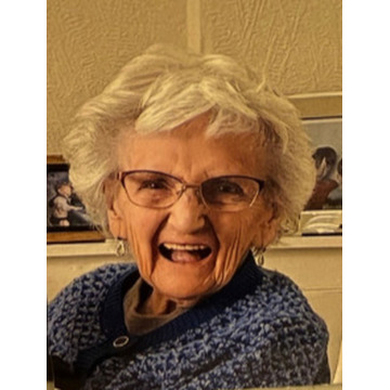 Photo of Gwyneth HUGHES