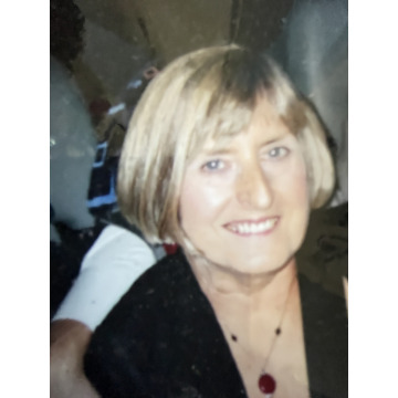 Photo of Elaine BARDEN