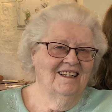 Photo of Lilian EVANS