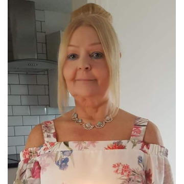 Photo of Barbara WARBURTON