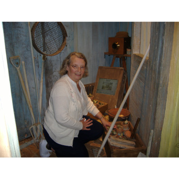 Photo of Angela TAYLOR