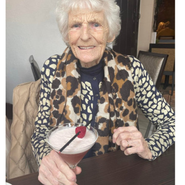 Photo of May RIDDICK