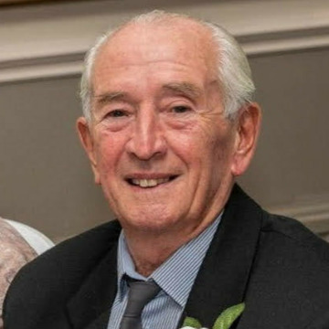 Photo of John HELLEWELL