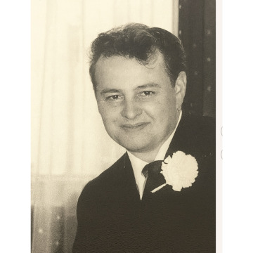 Notice Gallery for Kenneth HOULT