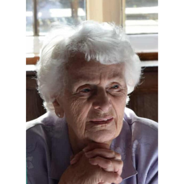 Photo of Betty Annie Edith HILL