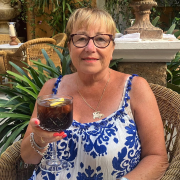 Photo of Melanie POTTER