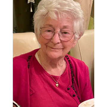 Photo of Dawn DAVIES