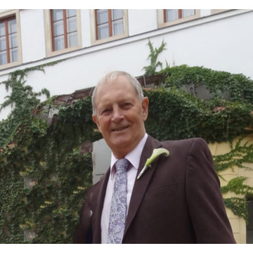 Photo of Beverley DRAPER