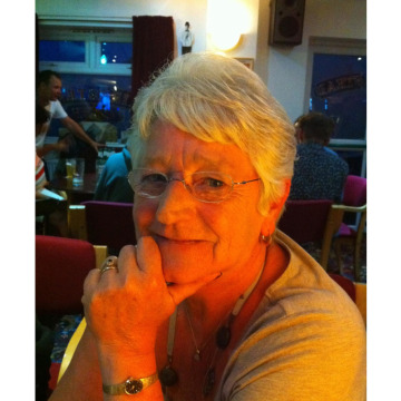 Photo of Pauline BENTLEY