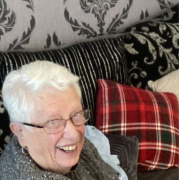 Photo of Barbara EDWARDS