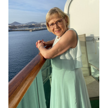 Photo of Maureen SIMMONDS