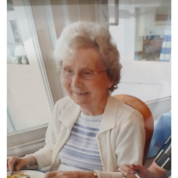 Photo of Dorothy Ann ROBSON