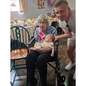 Notice Gallery for Dorothy Ann ROBSON