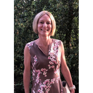 Photo of Rebecca HARMON