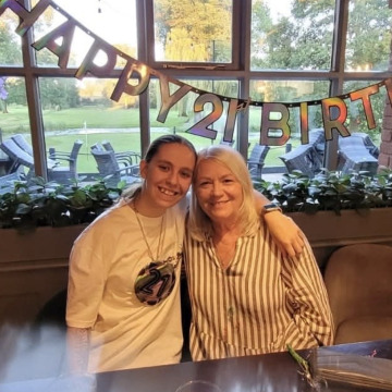 Notice Gallery for Julie SMALL