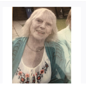 Notice Gallery for Catherine EDWARDS