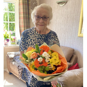 Photo of Beryl HICKENBOTHAM