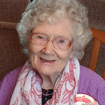 Photo of Olga FULLER