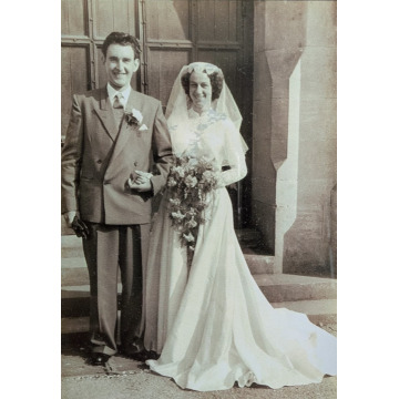 Photo of David and Lilian MILLER