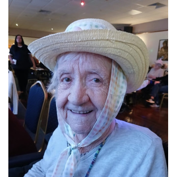 Photo of Greta YOUNG