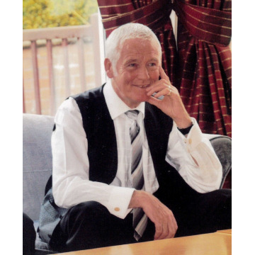 Photo of Leslie William ELWICK