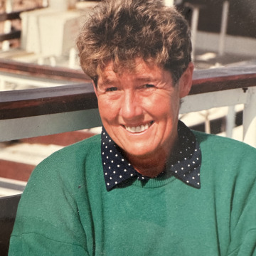 Photo of Deborah Elizabeth DENNIS-JONES