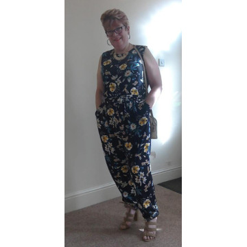 Notice Gallery for Claire DAVIES