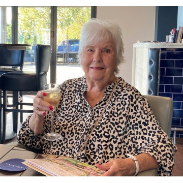 Notice Gallery for Joan CHANDLER