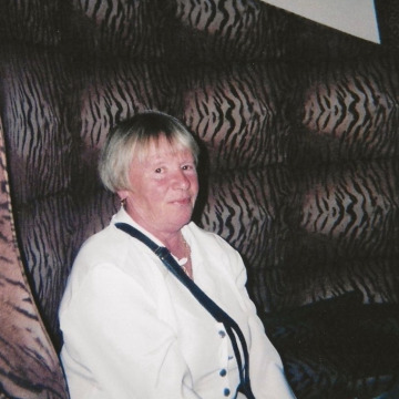 Notice Gallery for Ann MATTHEWS