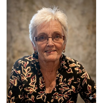 Photo of Patricia ROSE