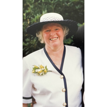 Photo of Dorothy WOOD