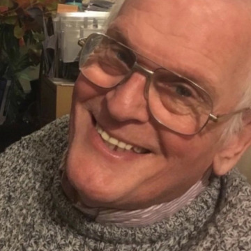Photo of Barry HODGE